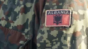 Doi ruşi şi un ucrainean au fost arestaţi în Albania după ce au încercat să intre într-o fabrică de arme