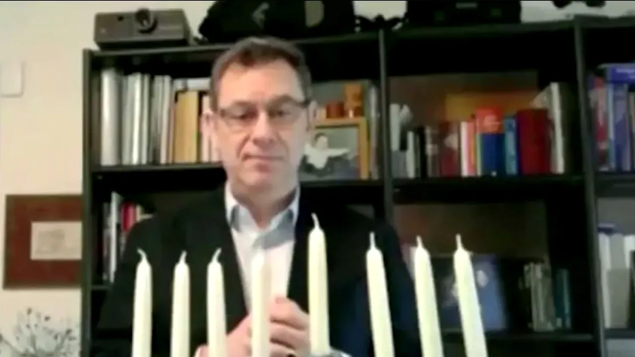 COMENTARIU Lelia Munteanu: Şeful Pfizer, la Canal 12 israelian: 