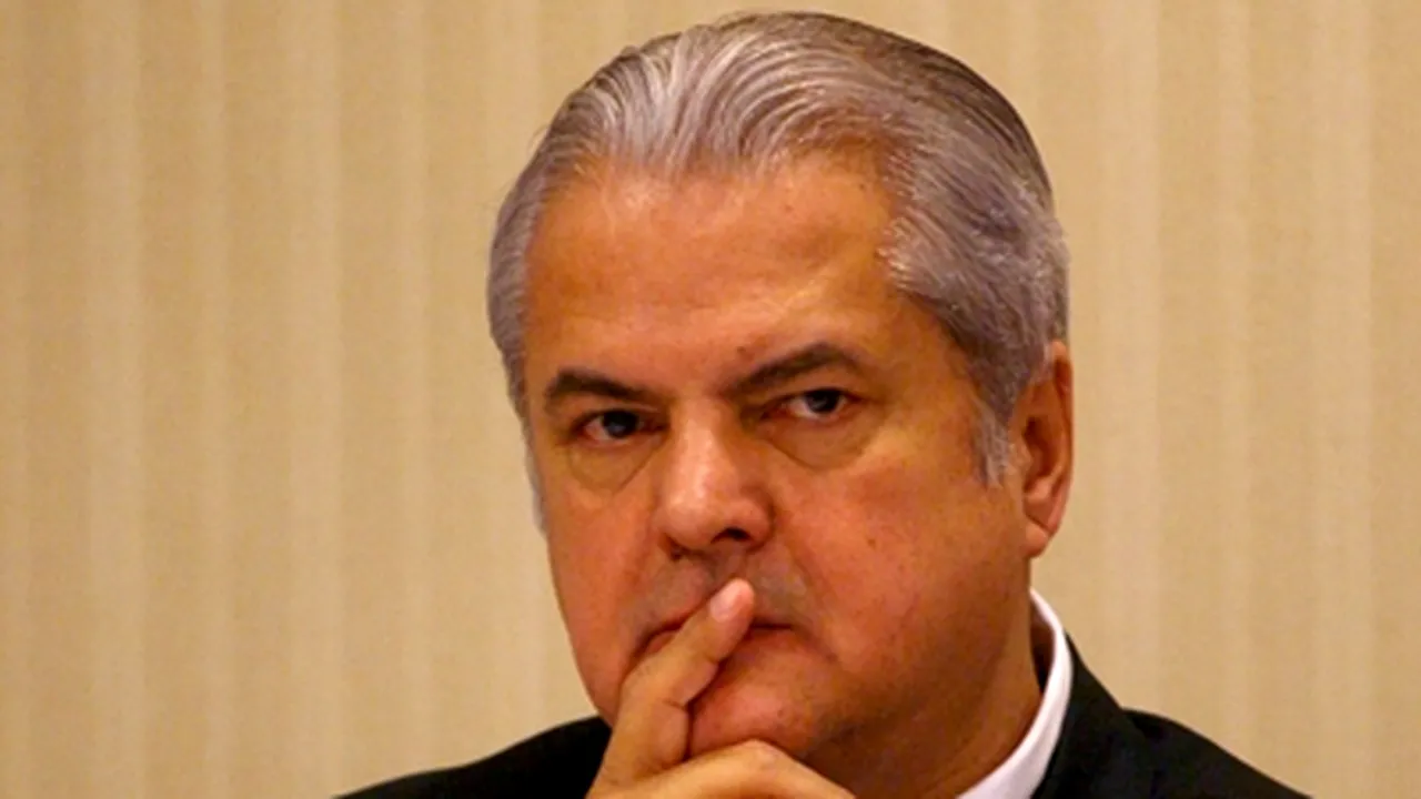 Adrian Năstase, trimis în judecată de DNA pentru dare de mită