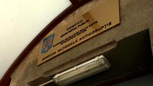 Politicieni, primari, oameni de afaceri, arbitri au păşit pragul DNA în 2009