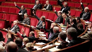 Deputaţii francezi au adoptat proiectul de lege privind negarea actelor de genocid