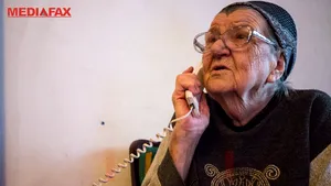Număr record de apeluri la Telefonul Vârstnicului. Nevoile lor s-au schimbat în aceste vremuri grele