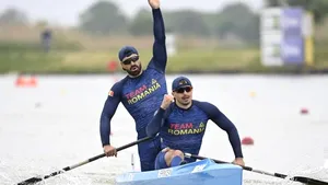 Ilie Sprincean şi Oleg Nuţă, calificaţi la Paris 2024, după finala mondială de canoe dublu 500 m
