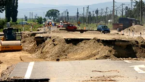 Lucrările de infrastructură, întrerupte din cauza caniculei