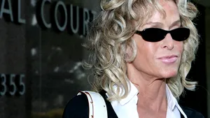 Documentar despre lupta lui Farrah Fawcett cu cancerul