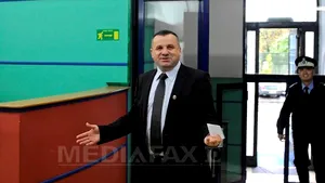 Ioan Botiş, incognito la Casa de Pensii Alba şi la AJOFM