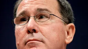 Subsecretarul apărării pentru informaţii din SUA a făcut o vizită în România. Oficialul american s-a întâlnit cu Mircea Duşa