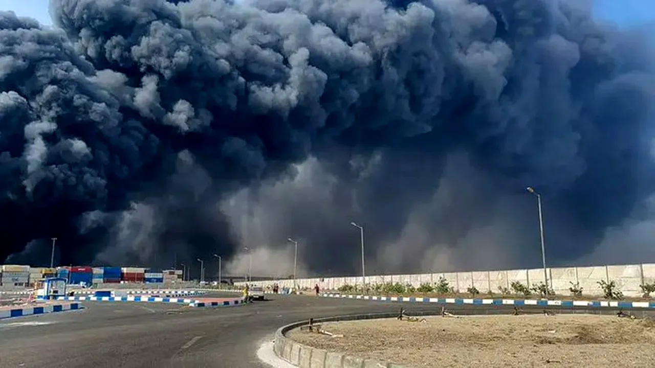 Bilanţul exploziei din portul iranian Bandar Abbas a ajuns la 46 de morţi