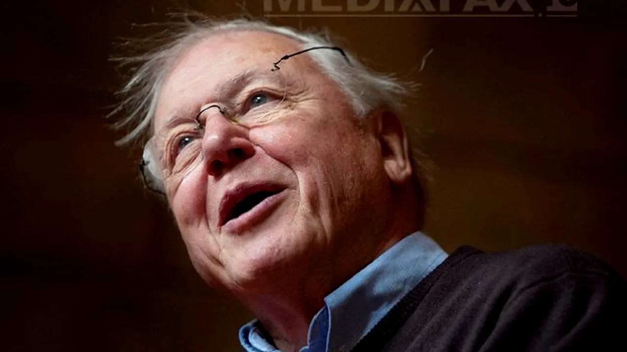 Prezentatorul de televiziune David Attenborough, supus unei intervenţii de urgenţă pe cord