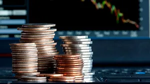 Rezumatul piețelor financiare: Acțiunile au crescut, pe fondul rezultatelor financiare pozitive și al negocierilor comerciale în curs