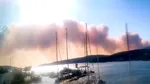 Alertă de incendii în Grecia: turiști și localnici evacuați în Skyros, mai multe regiuni sunt sub Cod Roșu