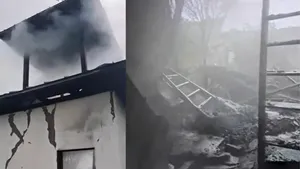 Clopotnița unei biserici din Vâlcea a ars. De la ce a pornit incendiul?