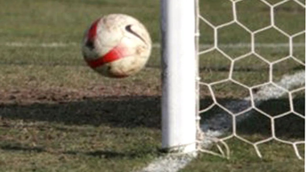 Internaţional Curtea de Argeş - Pandurii Târgu Jiu, scor 0-0, în Liga I