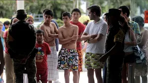 Mii de turişti disperaţi încearcă să părăsească Acapulco: 