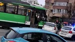 Accident în zona Militari: tramvaiul 41, blocat după coliziunea cu un autoturism