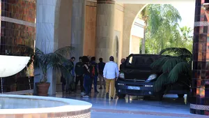 Unchiul preşedintelui sirian Bashar al-Assad a fost închis în Franţa pentru spălare de bani