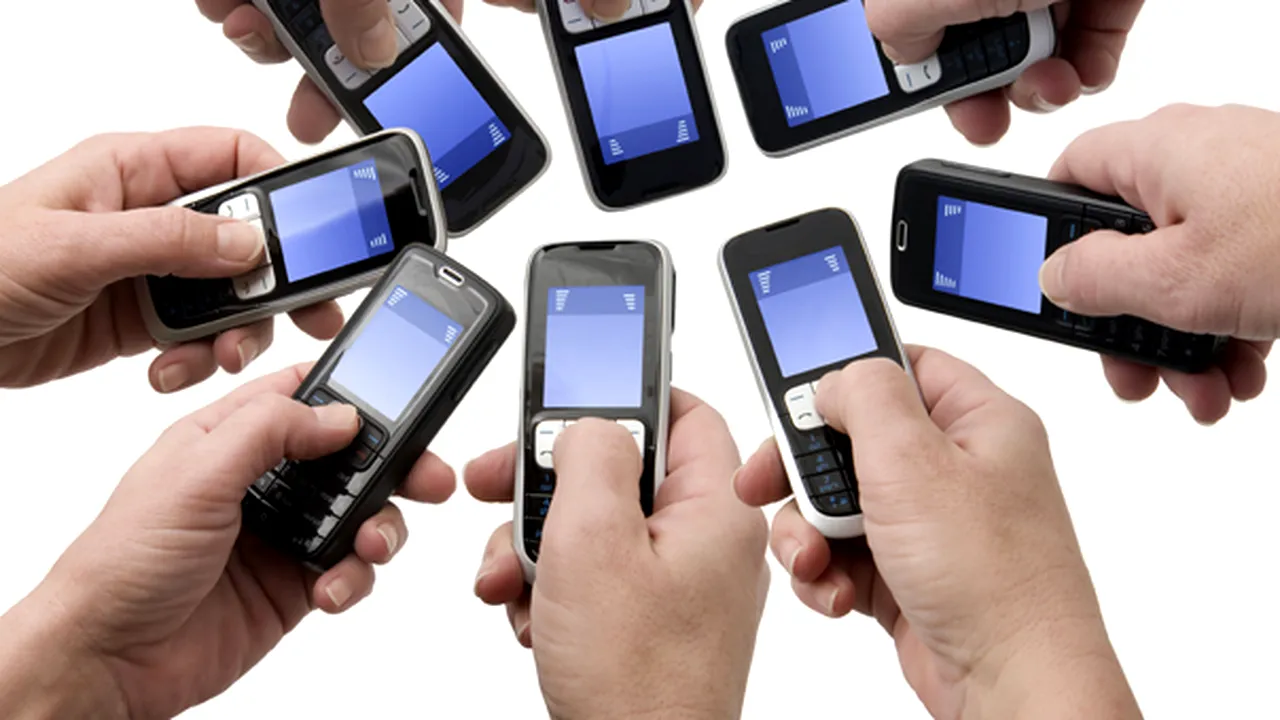 Consultarea documentaţiei pentru licitaţia privind licenţele de telefonie, prelugită cu trei zile