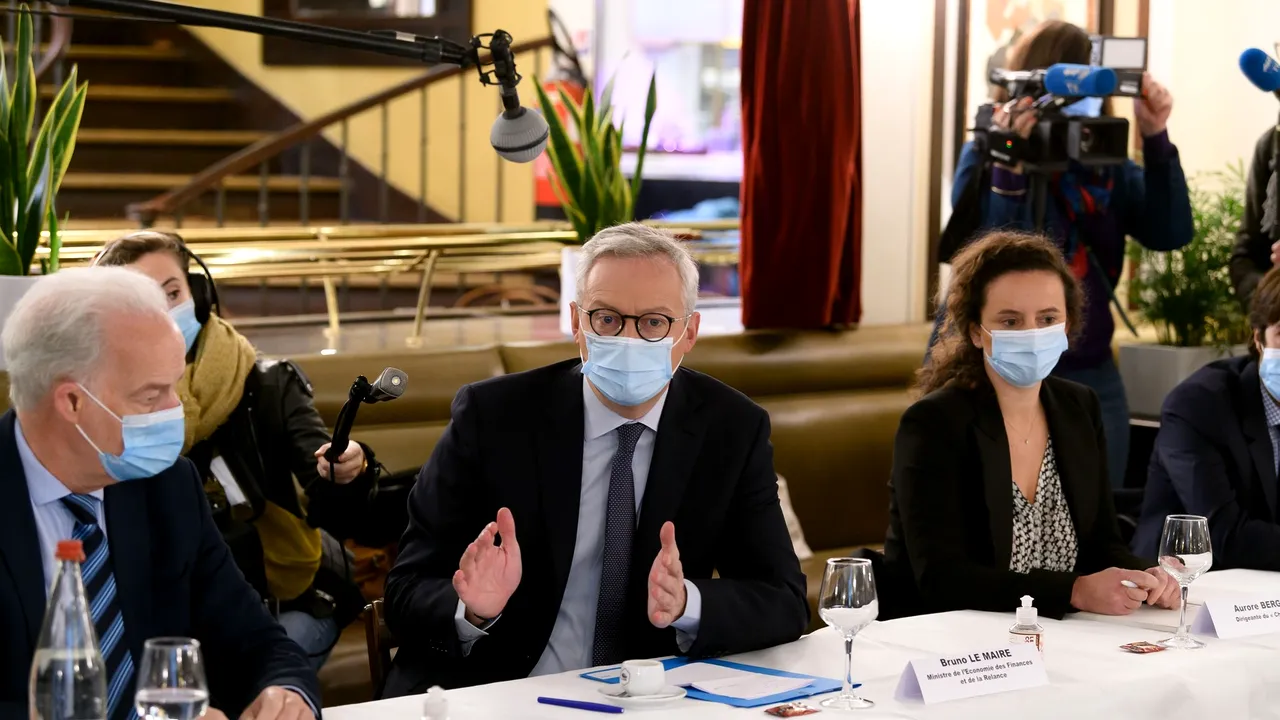 Ministrul francez al finanţelor vrea un control mai strict al grupurilor islamiste