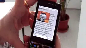 Prima expoziţie pe telefonul mobil din Europa, inaugurată în România - VIDEO