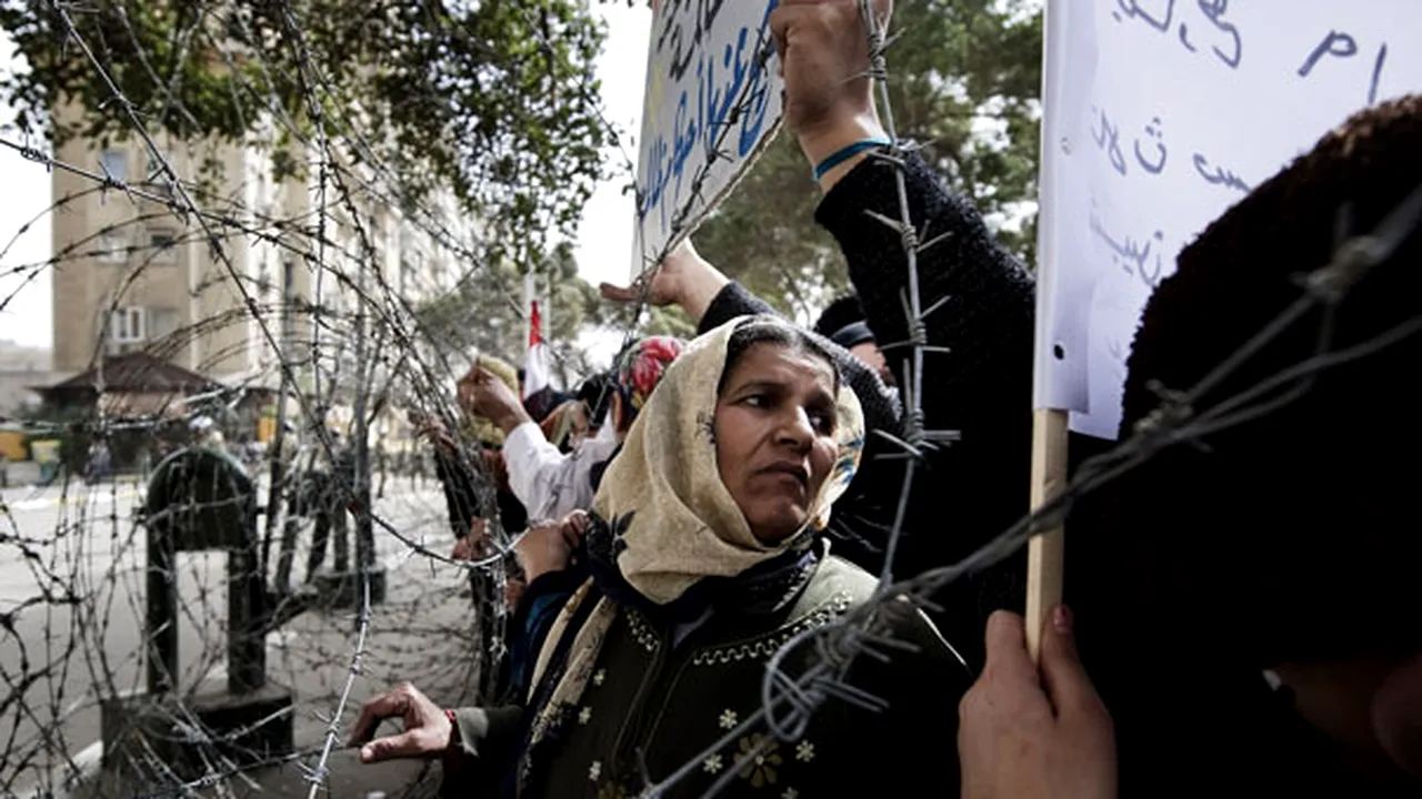 Nouă manifestaţie în piaţa Tahrir din Cairo