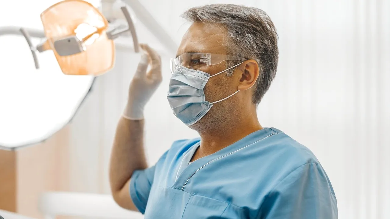 În ce condiţii vei putea merge la dentist din 15 mai