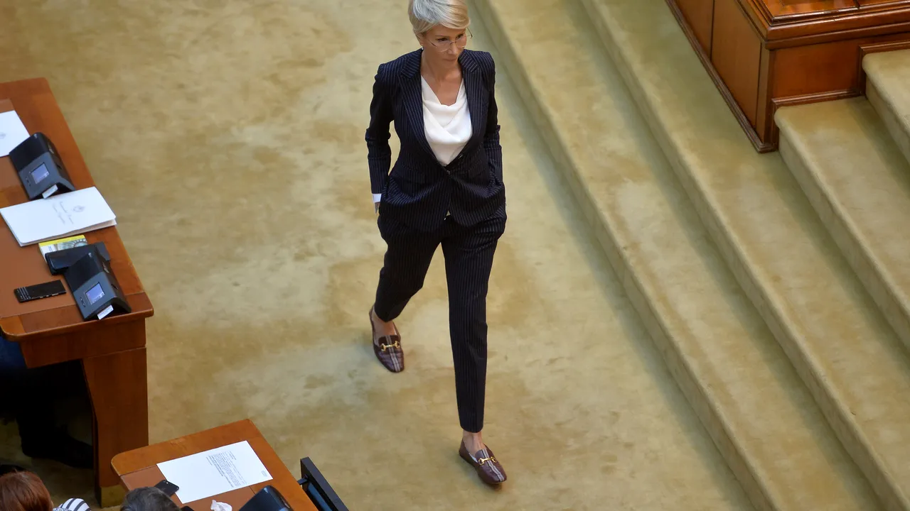 Turcan anunţă că Guvernul „probabil” îşi va asuma răspunderea pe desfiinţarea SIIJ şi a pensiilor speciale ale parlamentarilor