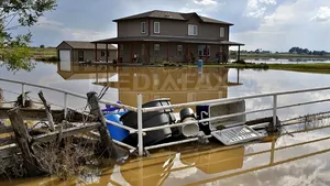 INUNDAŢII în Colorado: Cel puţin cinci morţi şi peste 500 de dispăruţi. Obama a decretat stare de urgenţă - FOTO