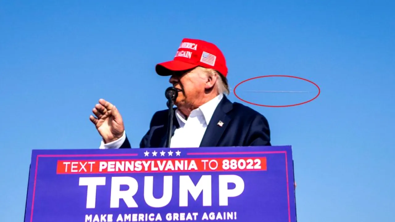 Un fotograf NYT a surprins imaginea glonţului în timp ce se apropia de Trump, la mitingul sângeros din Pennsylvania. Imaginea face înconjurul lumii