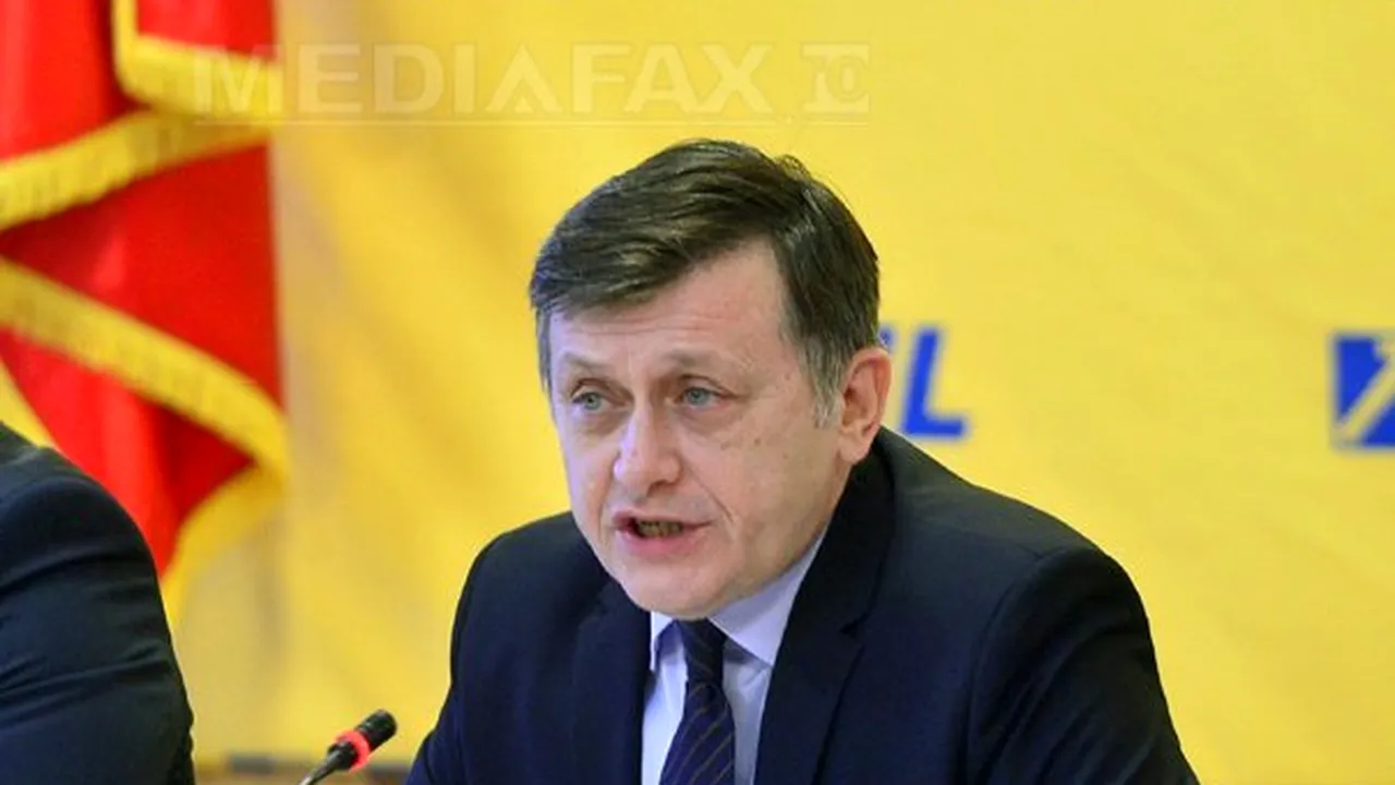 Antonescu: Nu exclud deloc să aibă loc o remaniere cu ocazia Delegaţiei Permanente a PNL