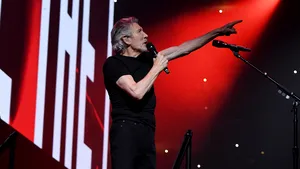 Un fost membru al trupei Pink Floyd ar putea reprezenta Rusia în cadrul ONU. Acesta va aborda problema etică a înarmării Ucrainei