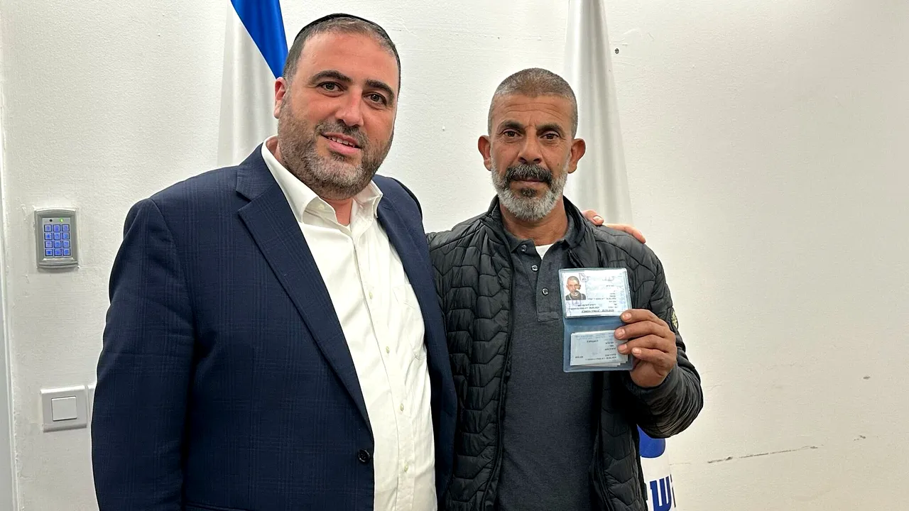 Un bărbat născut în Gaza care a salvat mai mulţi israelieni a primit rezidenţă în Israel