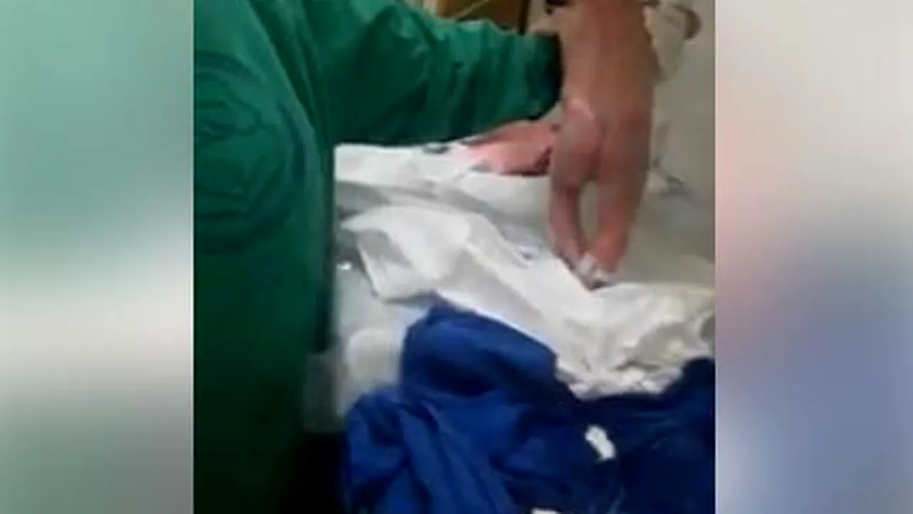 VIDEO Incredibil! Nimeni nu poate să explice cum este posibil: Un nou-născut 