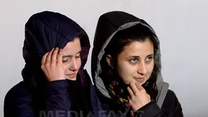 Cele două italience răpite în Siria şi eliberate au revenit în ţară