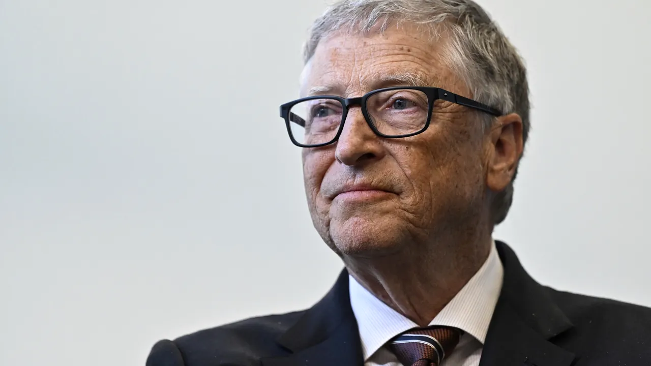 Previziunile lui Bill Gates, într-o scrisoare de şapte pagini. Ce crede miliardarul despre viitorul inteligenţei artificiale