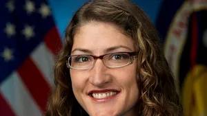 Nou record: Ea este femeia care va sta cel mai mult în spaţiu