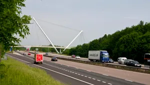 11 imigranţi au fost găsiţi ascunşi într-un camion frigorific în Germania