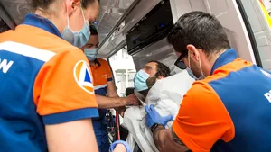 DESCOPERIRE: Pacienţii asimptomatici pot fi daţi de gol de urmele de pe piele. Ce au observat experţii în dermatovenerologie