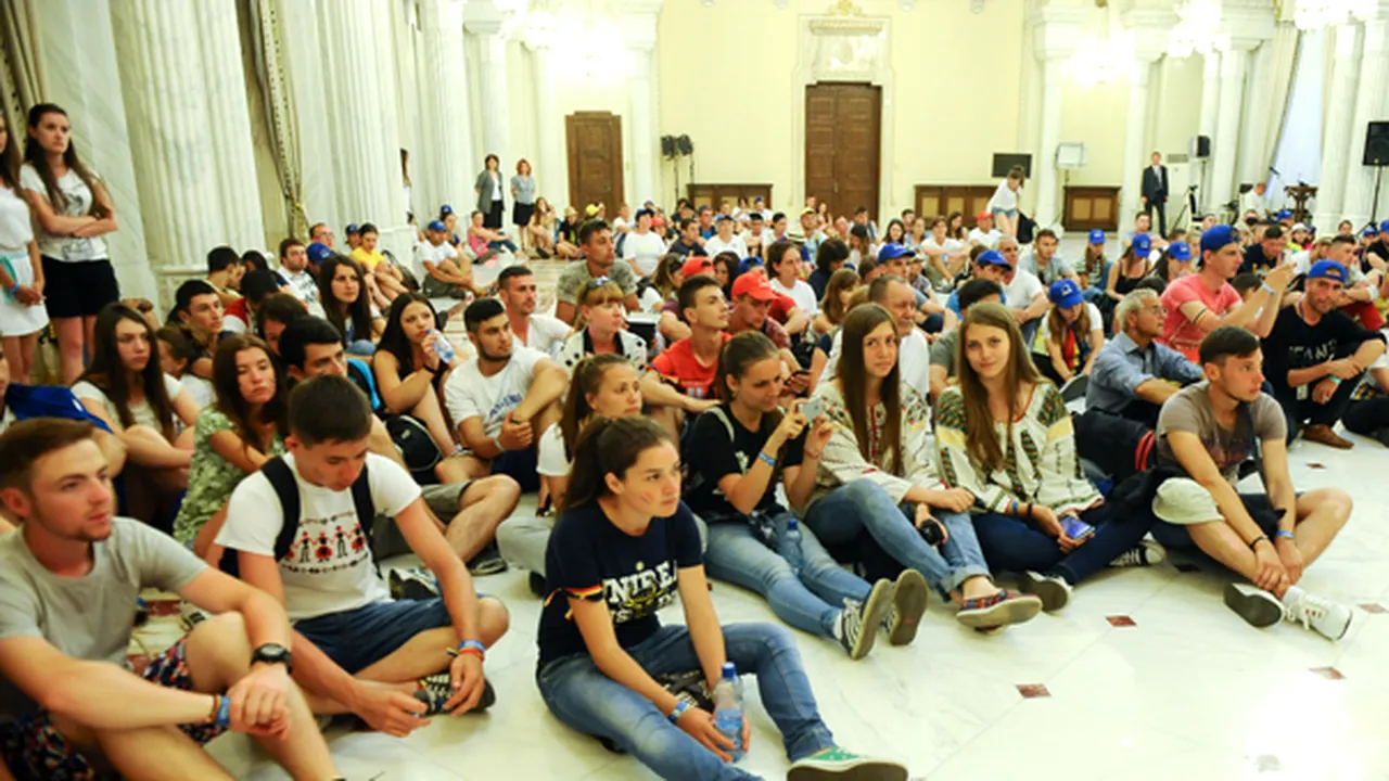 Administraţia Prezidenţială a transmis tinerilor din Moldova 
