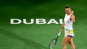 Simona Halep, campioană la Dubai după un meci dramatic. Românca a câştigat primul său titlu din acest an