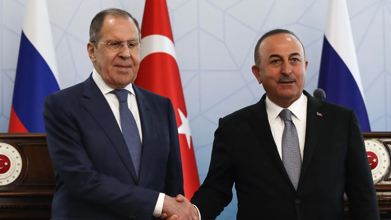 Erdogan îşi schimbă politica faţă de Damasc. Miniştrii de Externe ai Rusiei, Turciei şi Siriei plănuiesc să se întâlnească