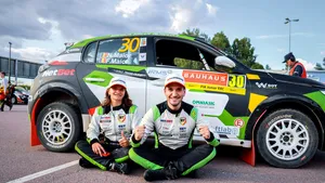 Faţă în faţă cu istoria: Fraţii Maior pot deveni în acest weekend campioni europeni la raliuri

