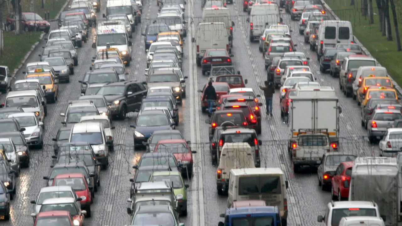 Automobilele din România, cu 1,8% mai ieftine decât cele din UE