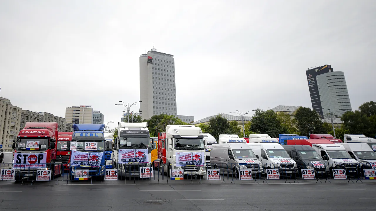 Transportatorii şi fermierii încearcă din nou să intre în Bucureşti. Vor să ajungă la Guvern