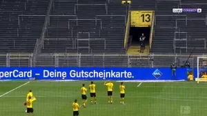 Modul surprinzător prin care jucătorii Borussiei Dortmund au sărbătorit victoria cu Schalke