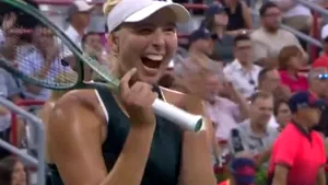 Înfângere pentru campioana de la Wimbledon, Iga Swiatek: Clara Tauson produce surpriza și ajunge în sferturi la Montreal