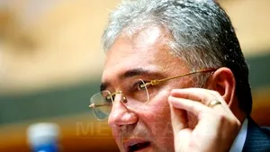 Romania To Select Broker For Petrom Stake Sell By Mid-Sept