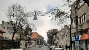 Cât costă „luminile de sărbători” în marile oraşe. Unde s-au cheltuit cei mai mulţi bani