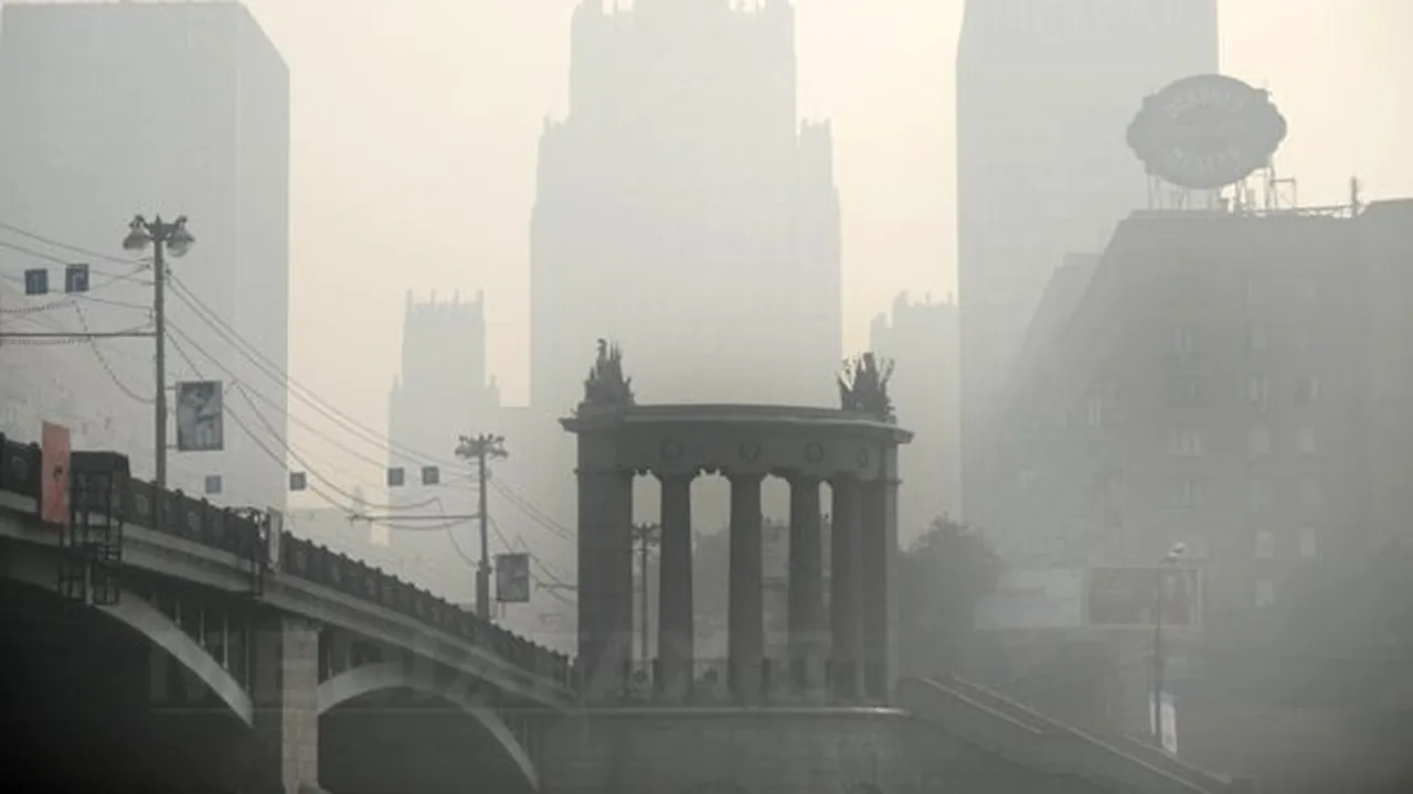 Medvedev decretează stare de urgenţă în şapte regiuni din cauza incendiilor