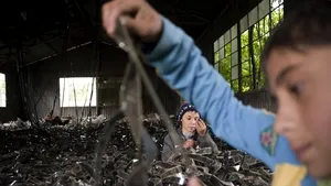 Peste 2.000 de euro au fost strânşi în campania de salvare a Depozitului de Filme din Cluj