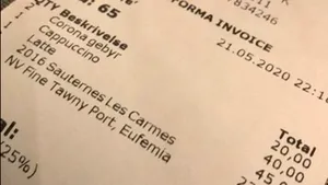 Coronataxă. Restaurantele, frizeriile şi cabinetele stomatologice au început să perceapă o 